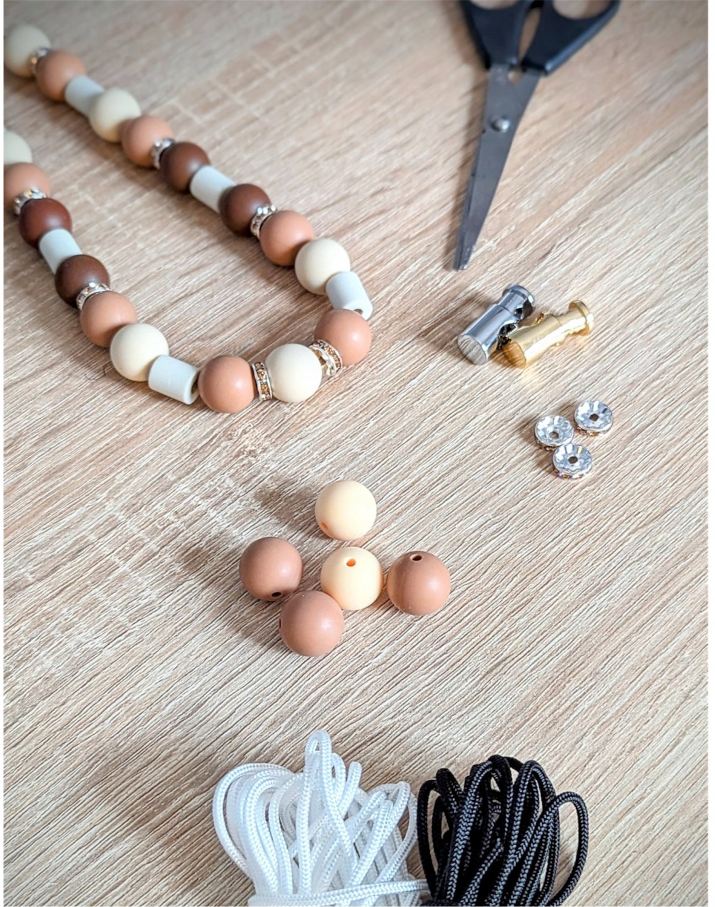 Collier anti-tiques Personnalisé